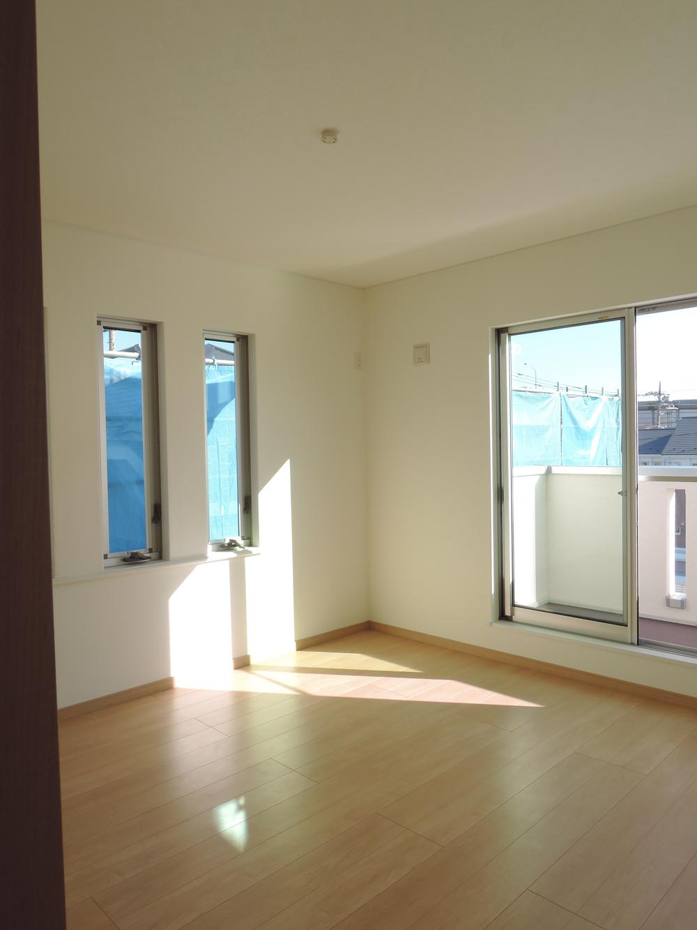 Other introspection. Sunbeam also bright room