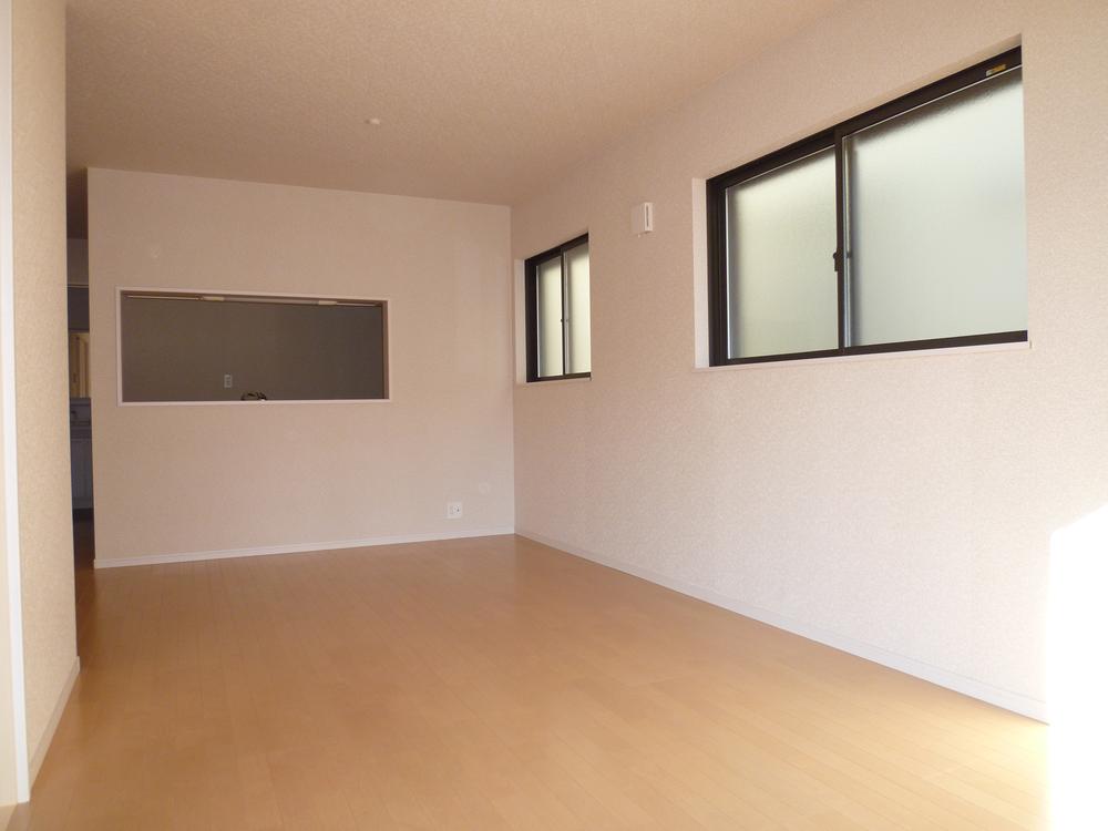 Living. Building 2 Indoor (December 5, 2013) Shooting