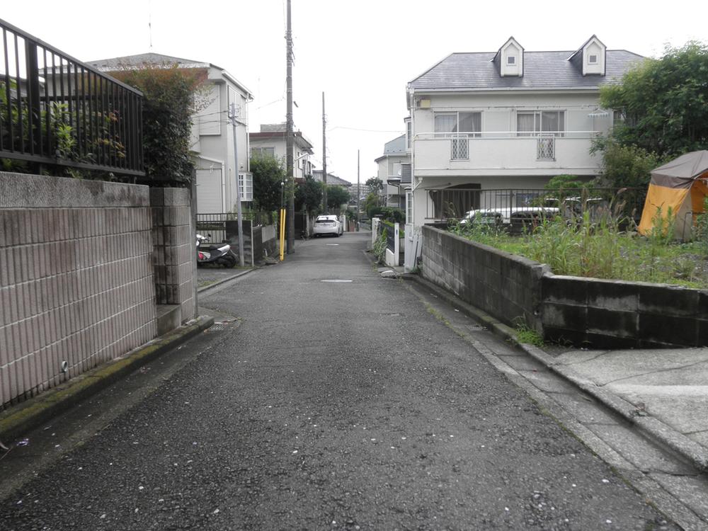 Local photos, including front road. Local (July 2013) Shooting