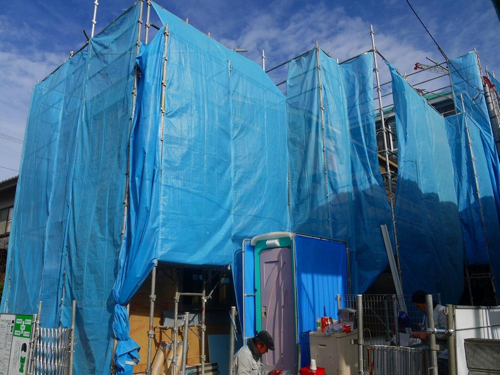 Local appearance photo. Local (12 May 2013) Shooting