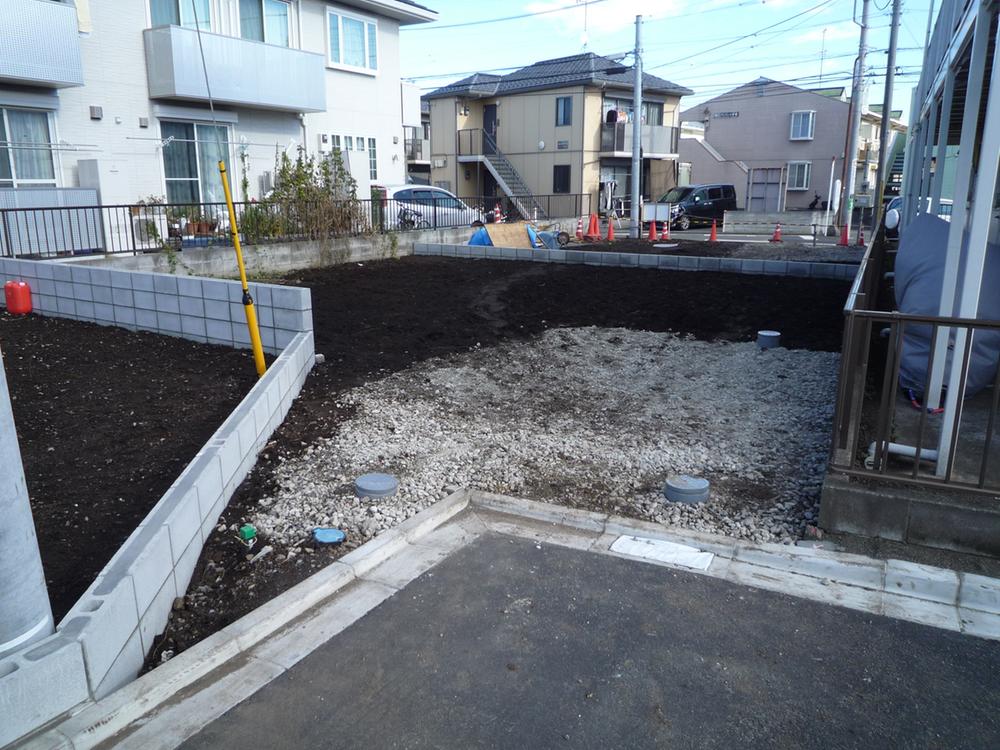 Local appearance photo. 11 Building site (December 2013) Shooting