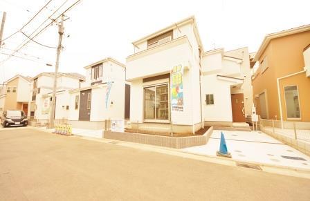 Local appearance photo. Local (11 May 2013) Shooting, Good hit yang facing of 5.5M road. 