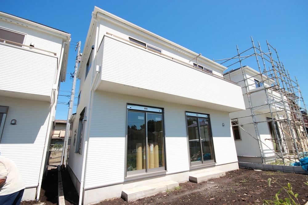 Local appearance photo. 7 Building site (October 2013) Shooting