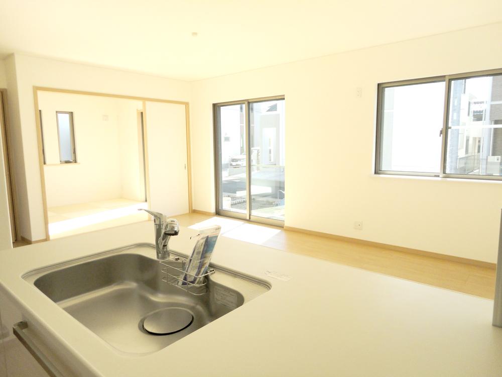 Kitchen. 15 Building site (December 2013) Shooting