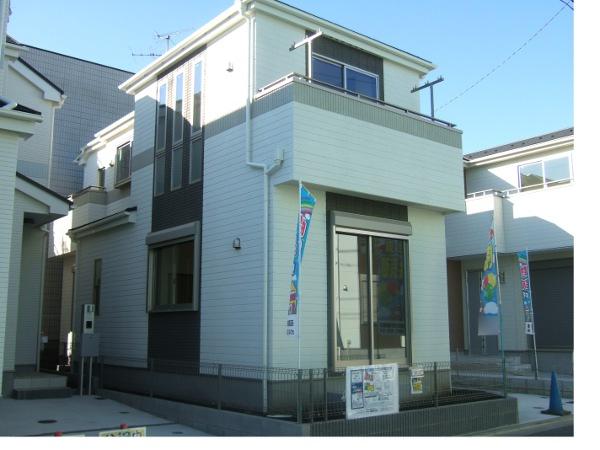 Local appearance photo. Local (11 May 2013) Shooting. 1 Building.