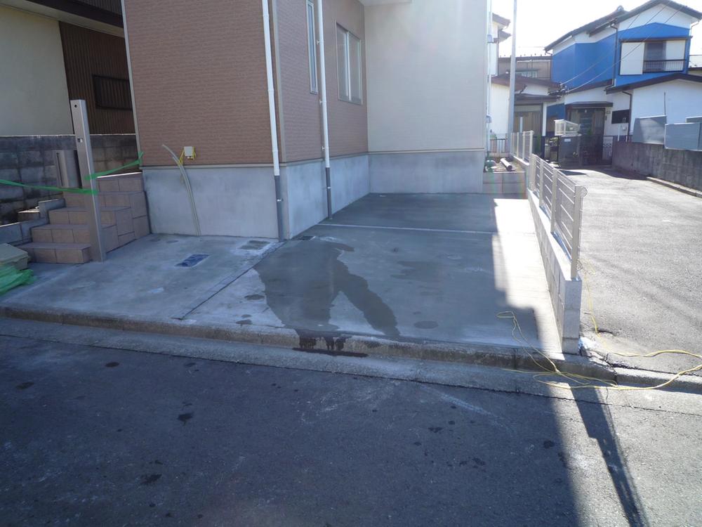 Local appearance photo. Local (11 May 2013) Shooting