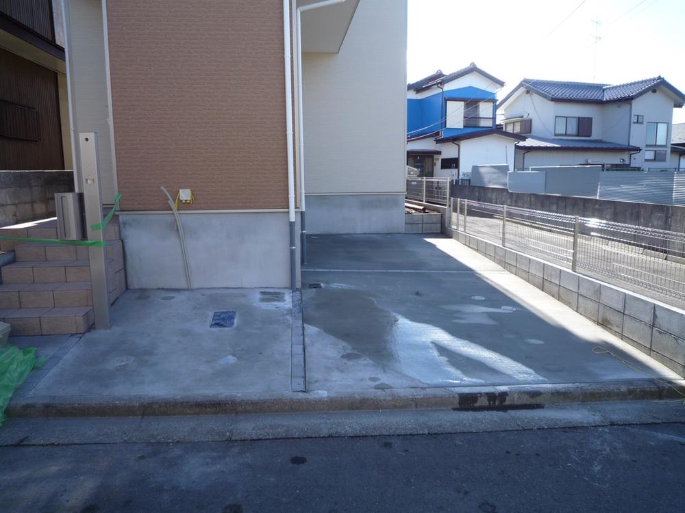 Local appearance photo. Local (11 May 2013) Shooting