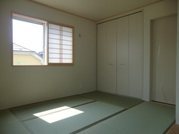 Non-living room. Room (August 2013) Shooting