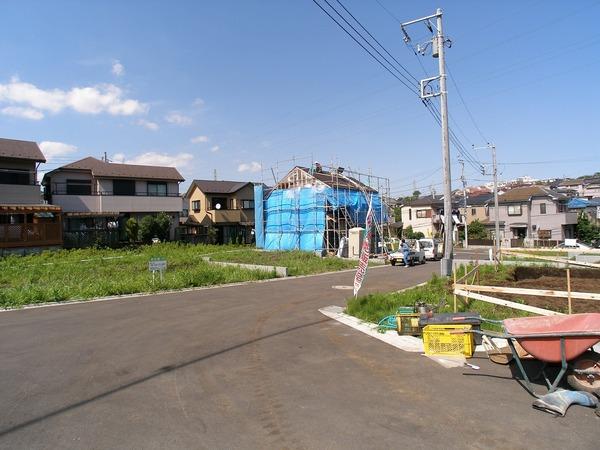 Sale already cityscape photo. Sale already the city average