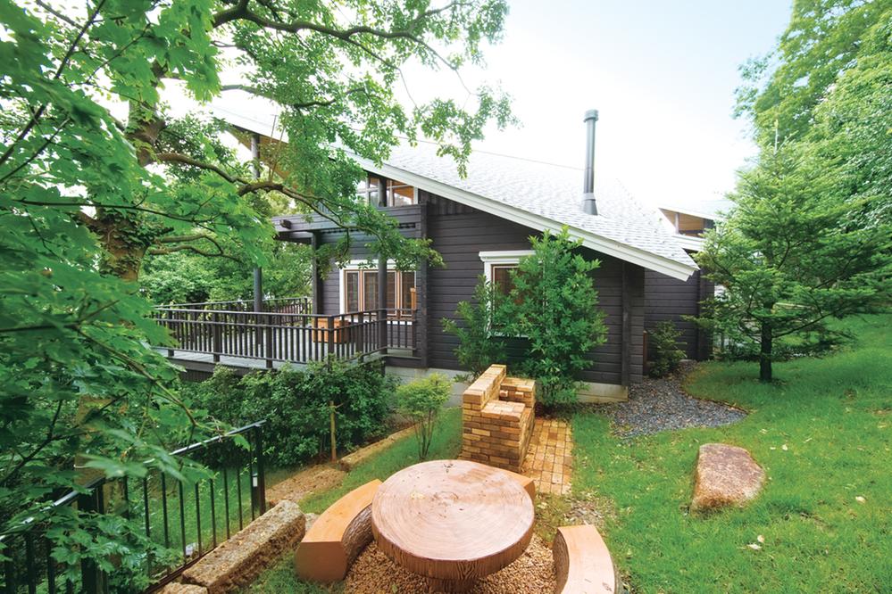 Other local. Log house provided with a BBQ site
