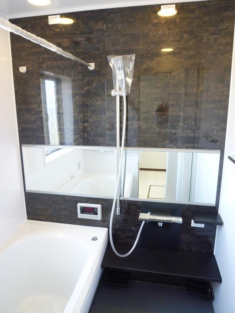 Bathroom. Indoor (June 2013) Shooting