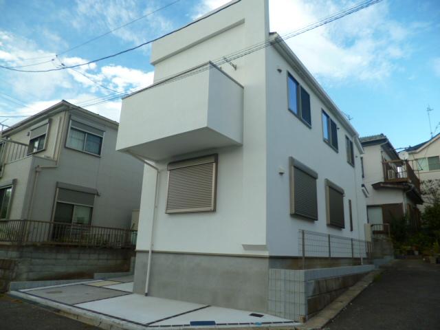 Local appearance photo. Local (10 May 2013) Shooting