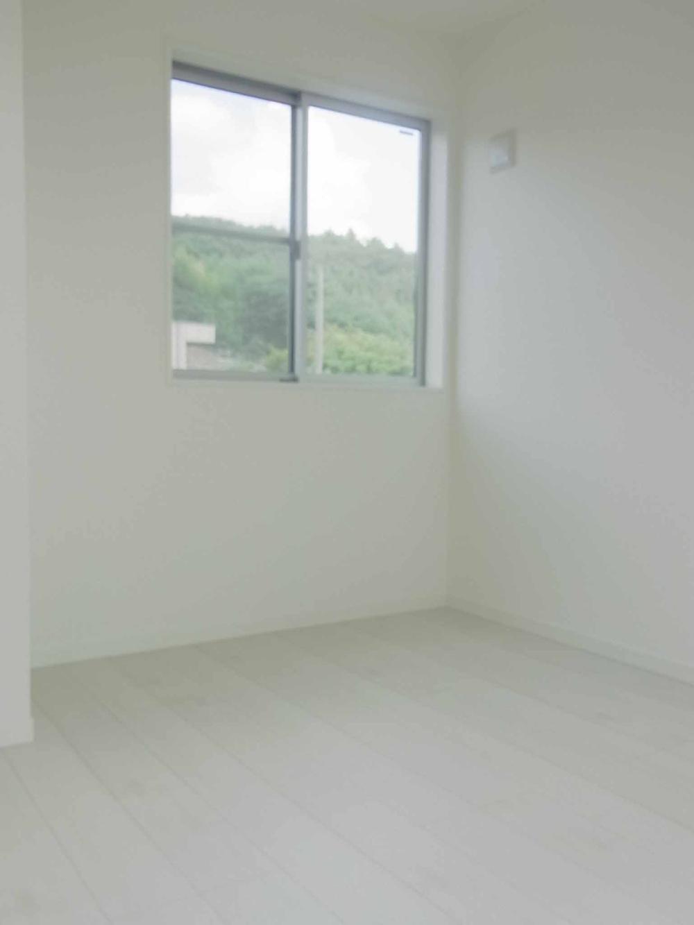 Non-living room. Indoor (09 May 2013) Shooting