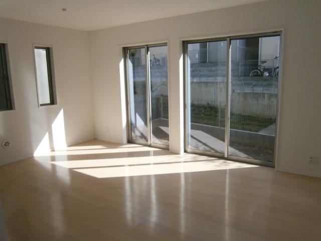 Living. Enforcement example