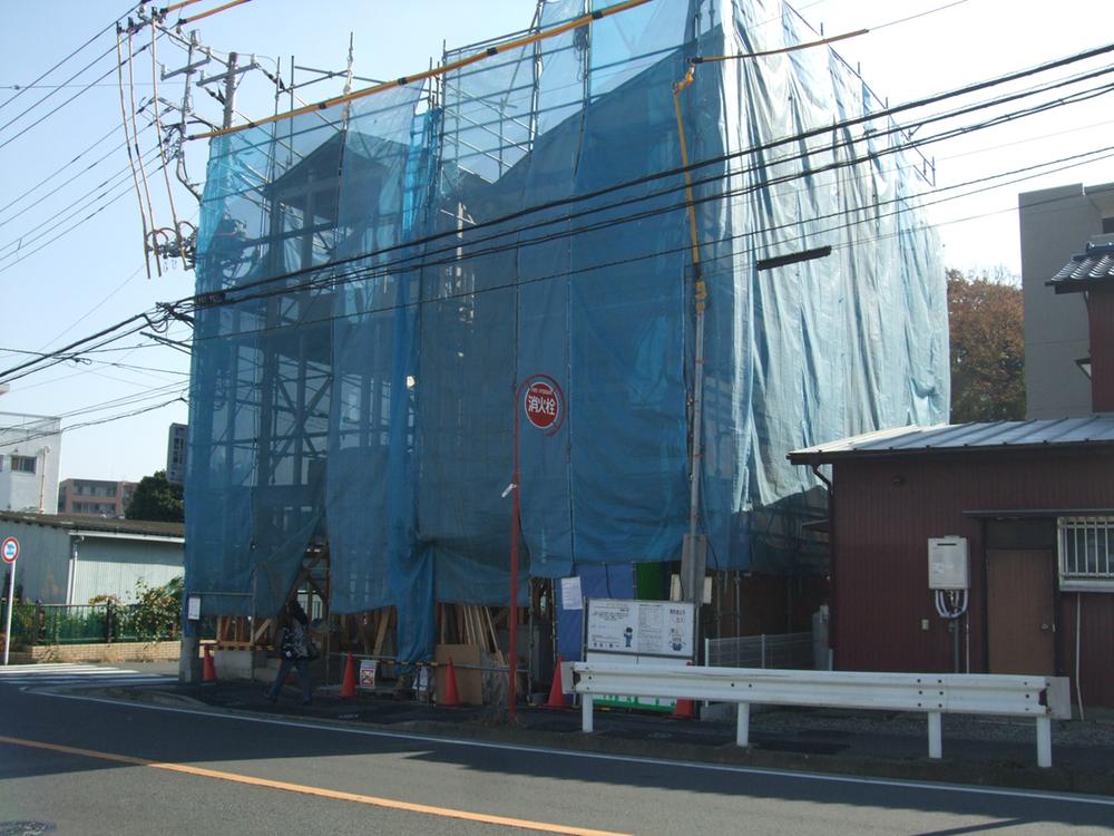 Local appearance photo. Local (12 May 2013) Shooting