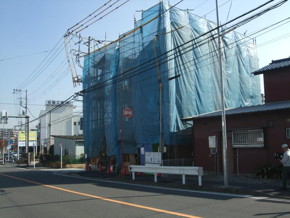 Local appearance photo. Local (12 May 2013) Shooting