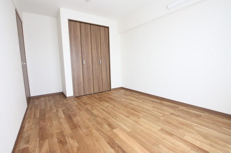 Non-living room. Southeast good per yang