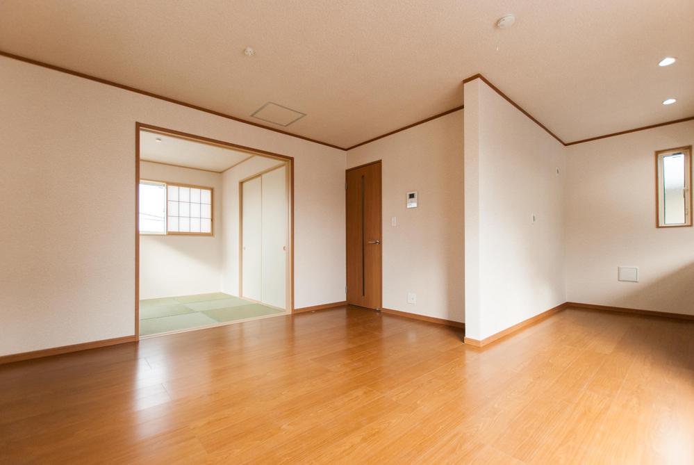 Local appearance photo. Japanese and Tsuzukiai ・  ・ Spacious LDK