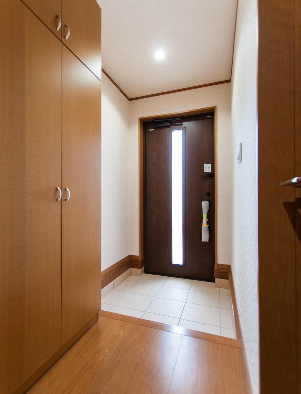 Entrance. Entrance hall