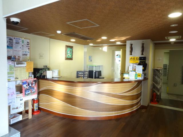 Entrance. Concierge