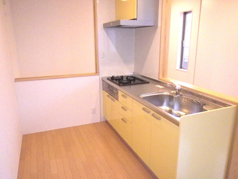 Kitchen. Indoor (June 2013) Shooting