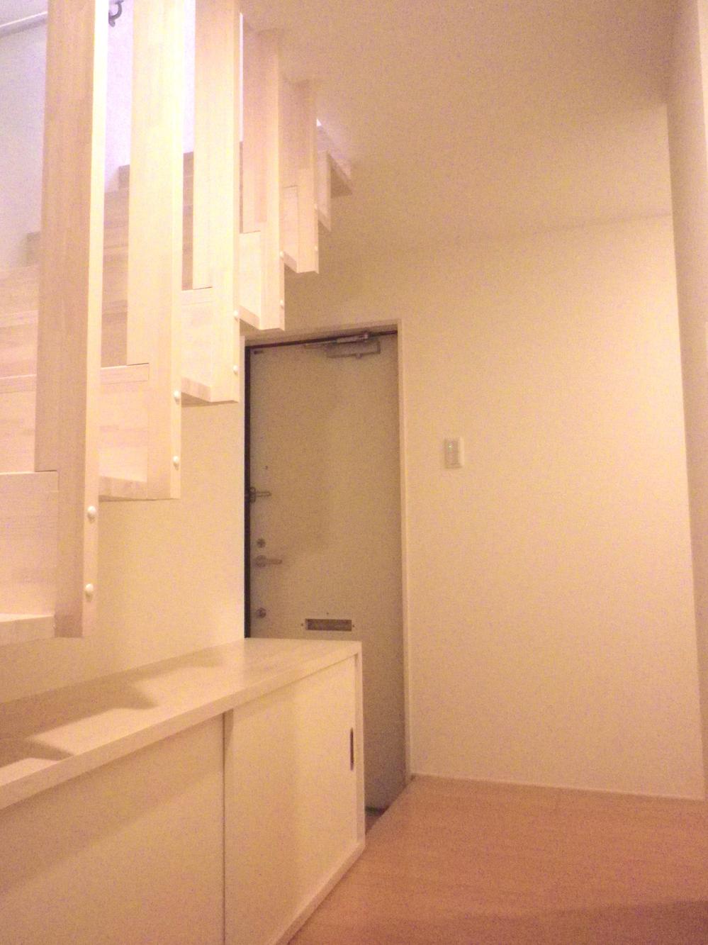 Other introspection. Indoor (June 2013) Shooting