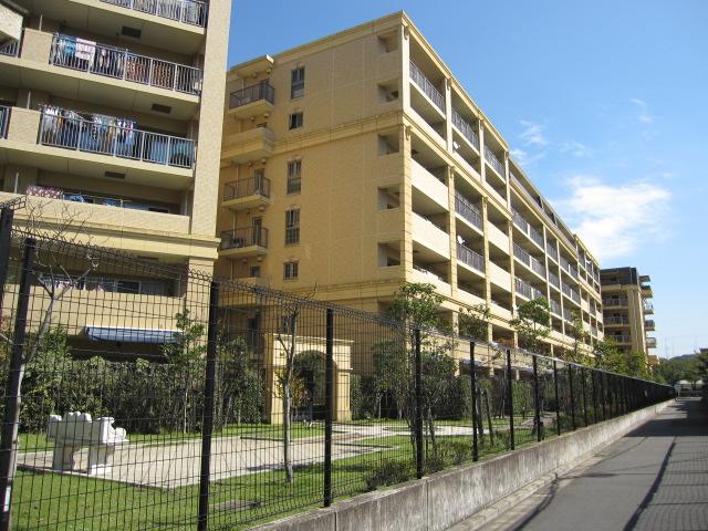 Local appearance photo. Building appearance