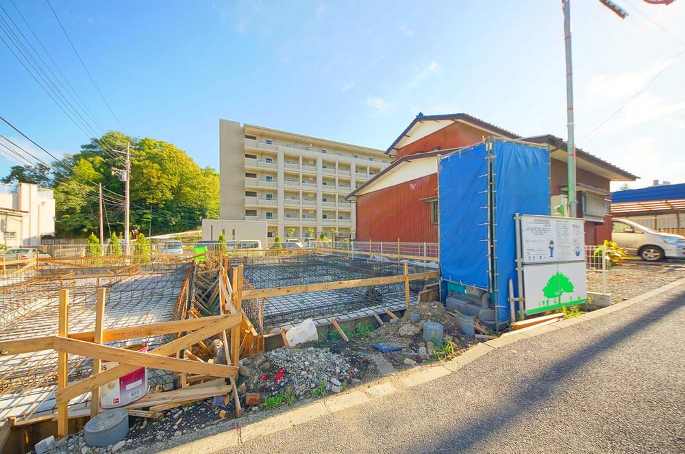 Local photos, including front road. Local (September 2013) Shooting, Good per yang.