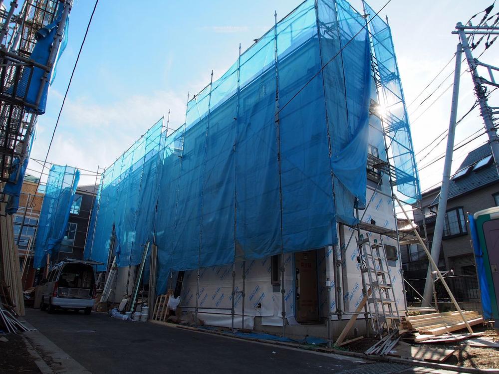 Local appearance photo. Local (12 May 2013) Shooting 10 Building