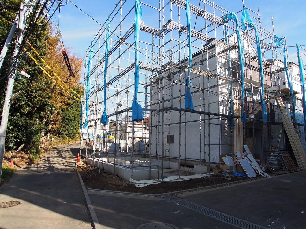 Local appearance photo. Local (12 May 2013) Shooting 4 Building