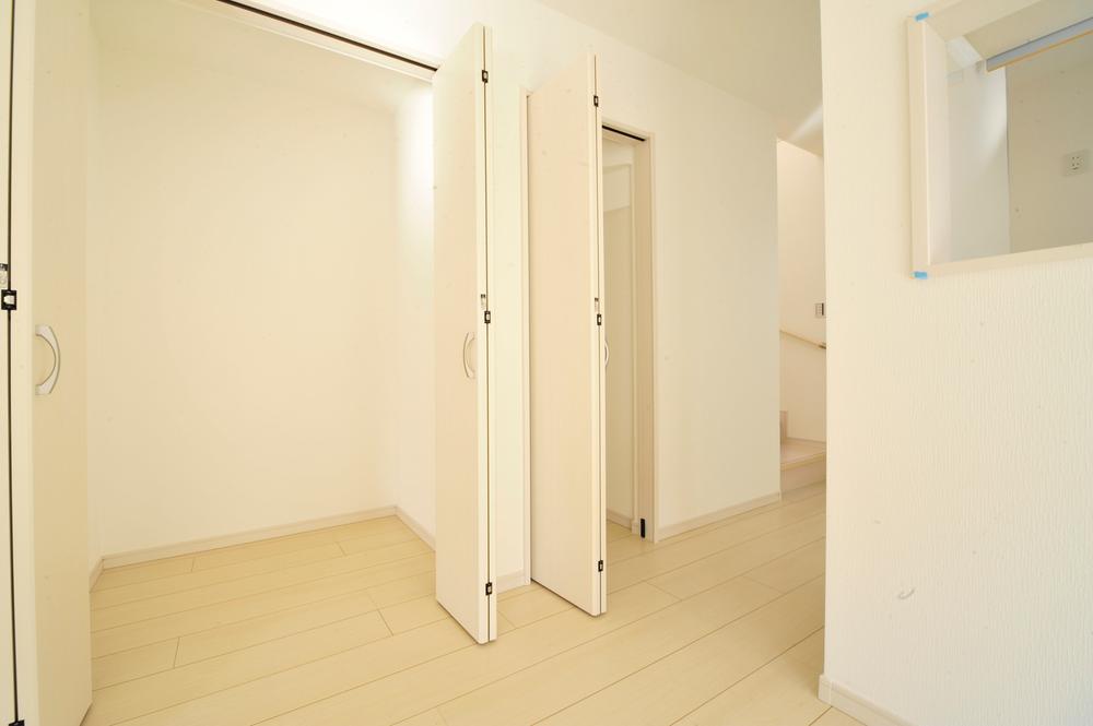 Receipt.  [Enforcement example Room storage] Convenient all room with storage space