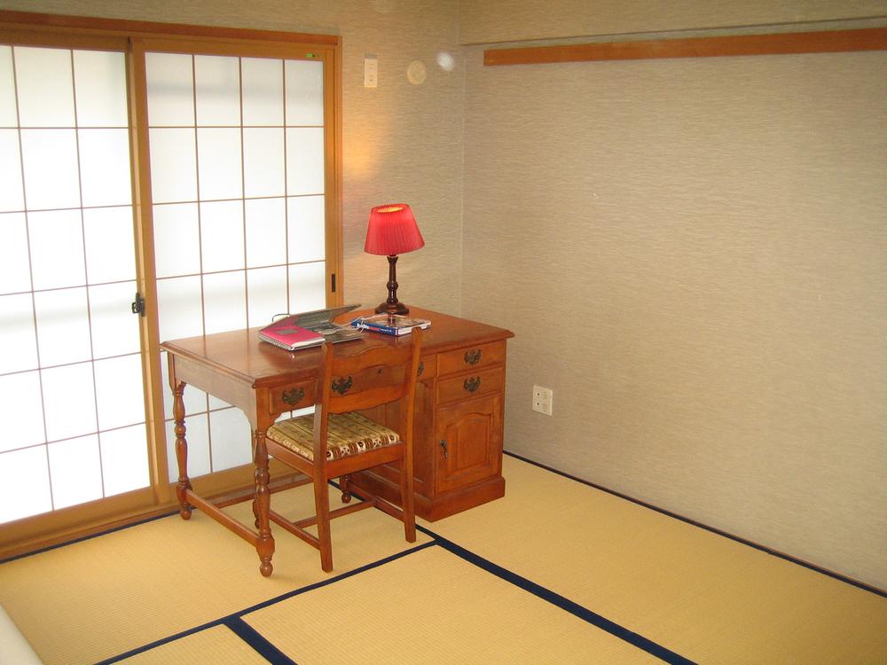 Non-living room. Japanese style room