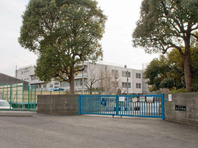 Junior high school. 460m to Yokohama Municipal Fukaya Junior High School