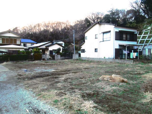 Local appearance photo. Local (12 May 2013) Shooting