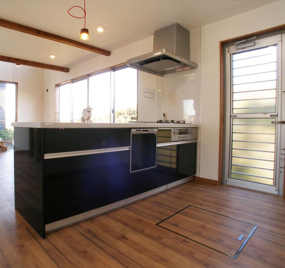 Kitchen. Kitchen with dishwasher with & kitchen door is, It was built in the open as much as possible!