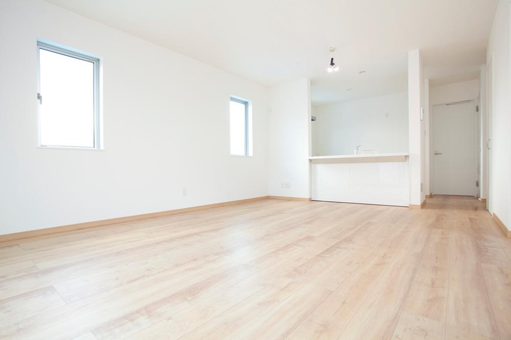 Living. TV viewing for the whole family with a large sofa! Also foster the installation possible communication large TV, Large living room