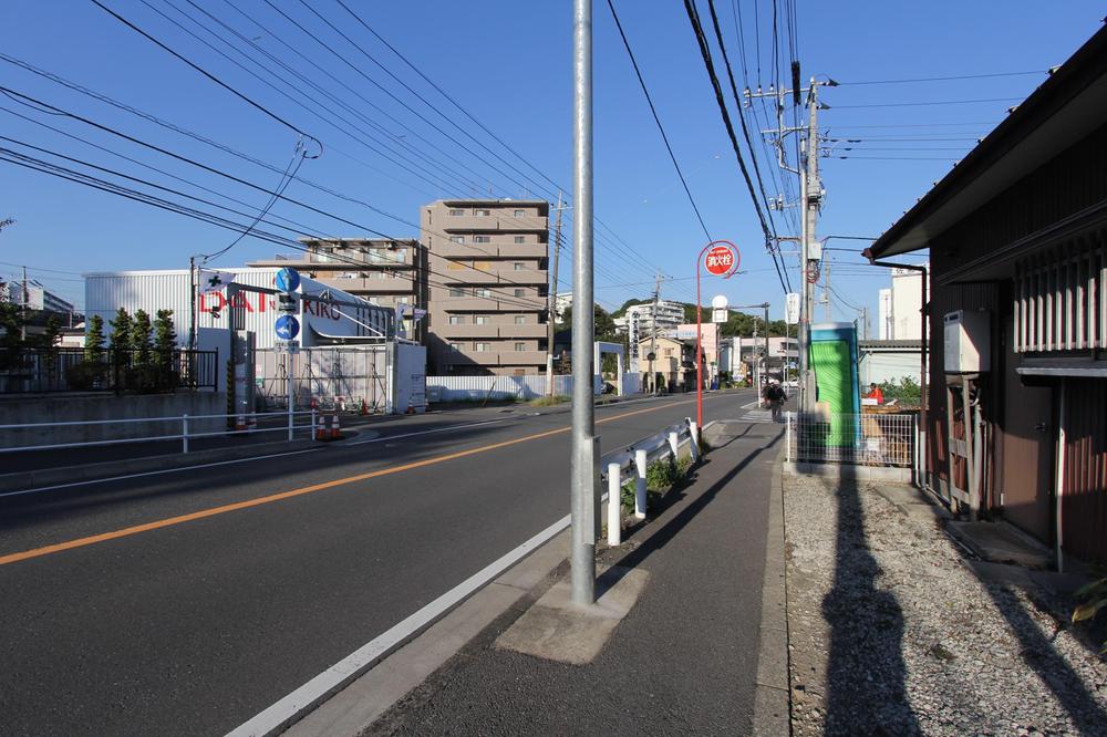 Local photos, including front road. Local (September 2013) Shooting