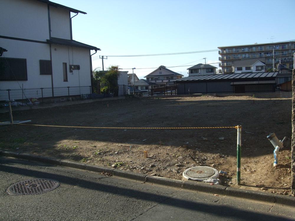 Local appearance photo. Local (11 May 2013) Shooting