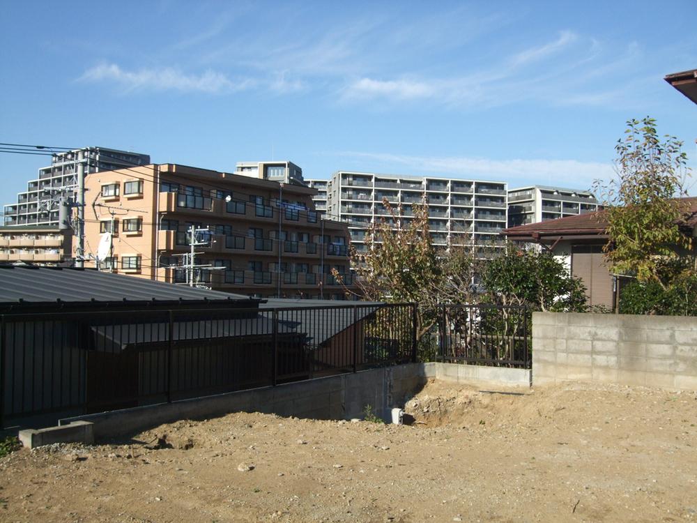 Local appearance photo. Local (11 May 2013) Shooting