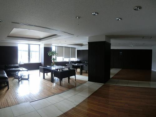Entrance. Common areas
