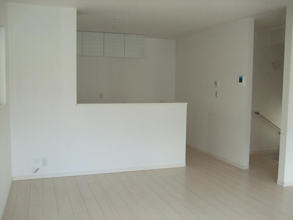 Living. Indoor (10 May 2013) Shooting