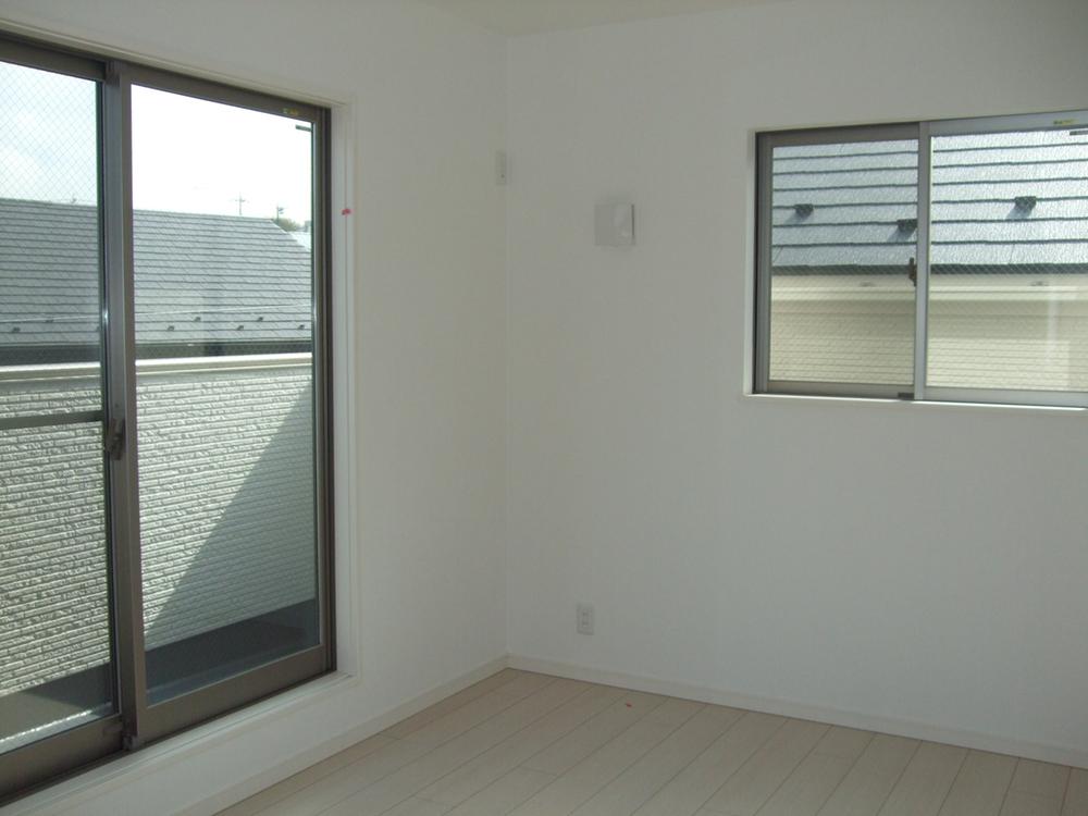 Non-living room. Indoor (10 May 2013) Shooting