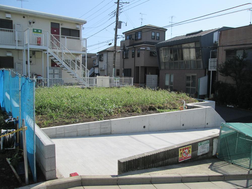 Local land photo. Local (10 May 2013) Shooting