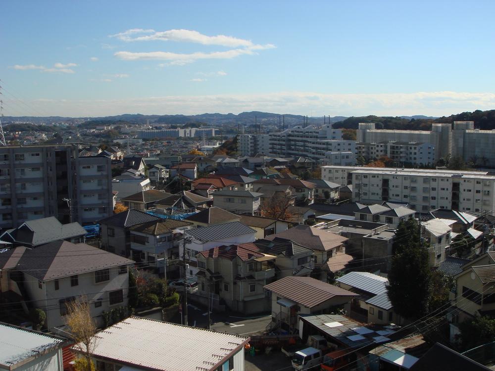 View photos from the dwelling unit. View from the balcony (2013 December shooting)