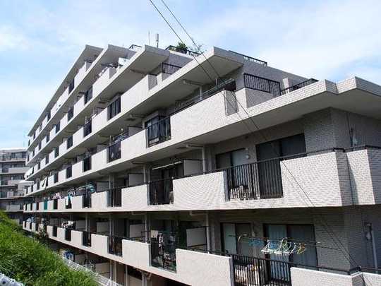 Local appearance photo. ■ Building appearance