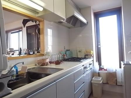 Kitchen. Indoor (12 May 2013) Shooting