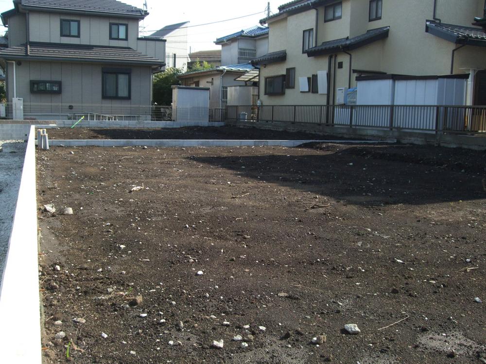 Bathroom. Local (11 May 2013) Shooting