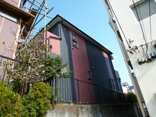 Local appearance photo. Local (11 May 2013) Shooting