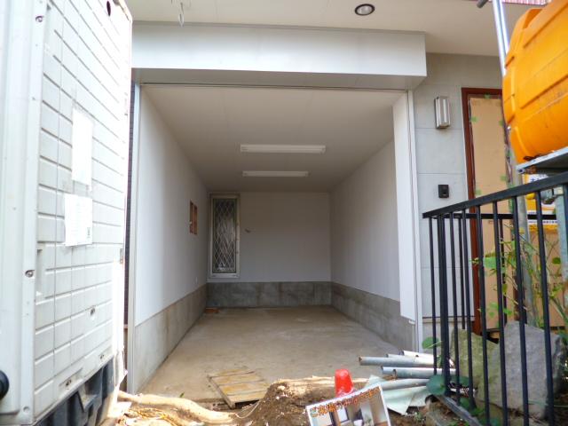 Parking lot. Local (11 May 2013) Shooting