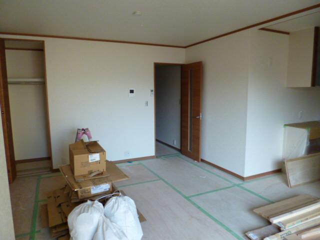 Living. Indoor (11 May 2013) Shooting